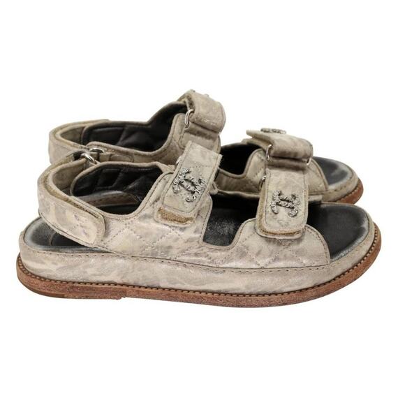 Chanel Metallic CC Logo 36C Quilted Leather Dad Sandals CC-S0829-0005 - Picture 6 of 11